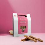 Pork sausages with apple.